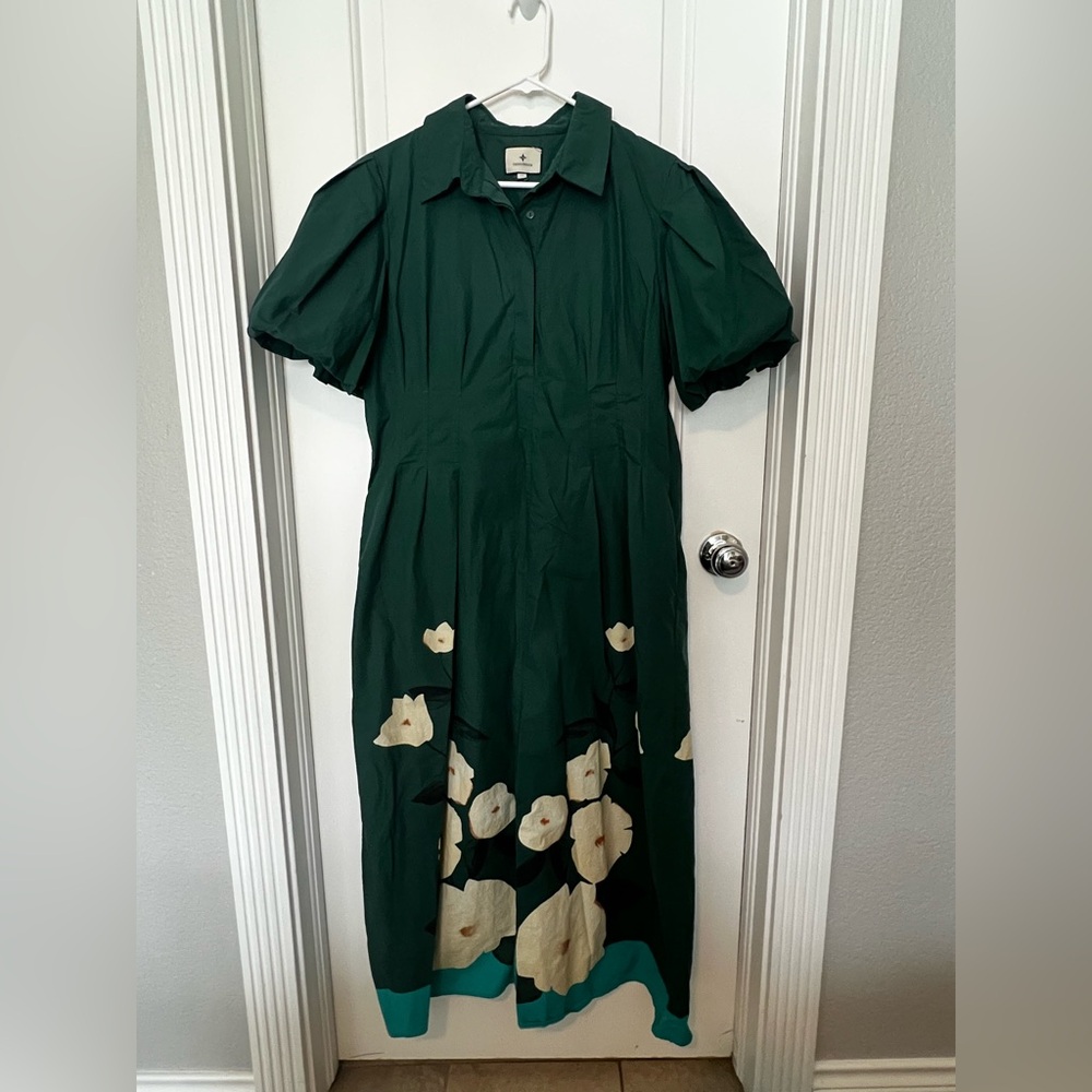 Tuckernuck Delaney Blossom Forest Green Dress with Cream Floral Hem - Size XL